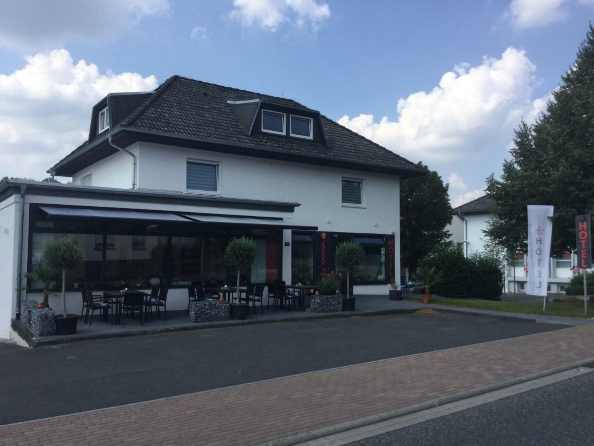 Sevendays Hotel And Boardinghouse Kirchheim Kirchheim  Exteriör bild